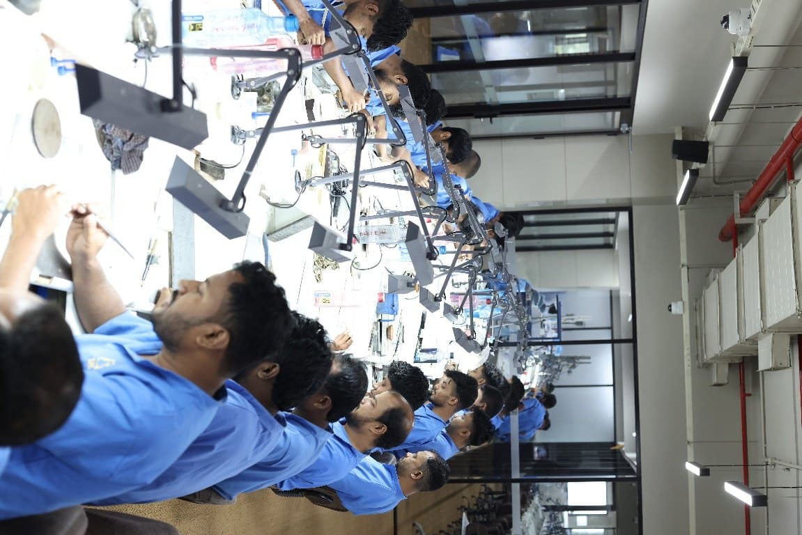 The setting workstation at the Kolhapur facility
